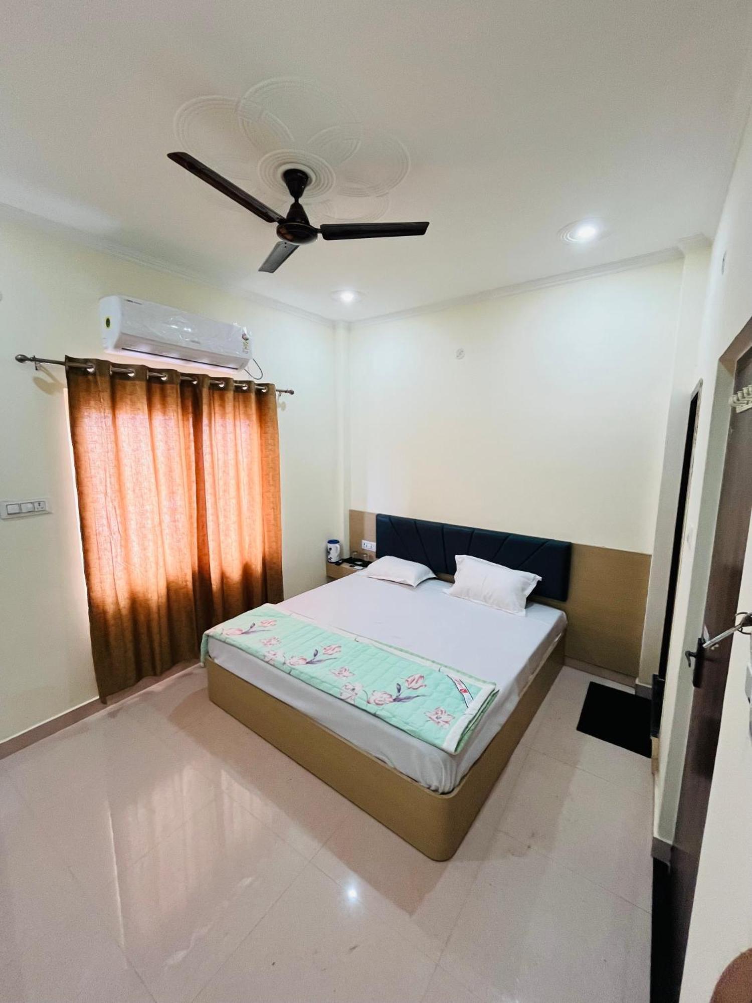 River View Paying Guest House Varanasi Esterno foto
