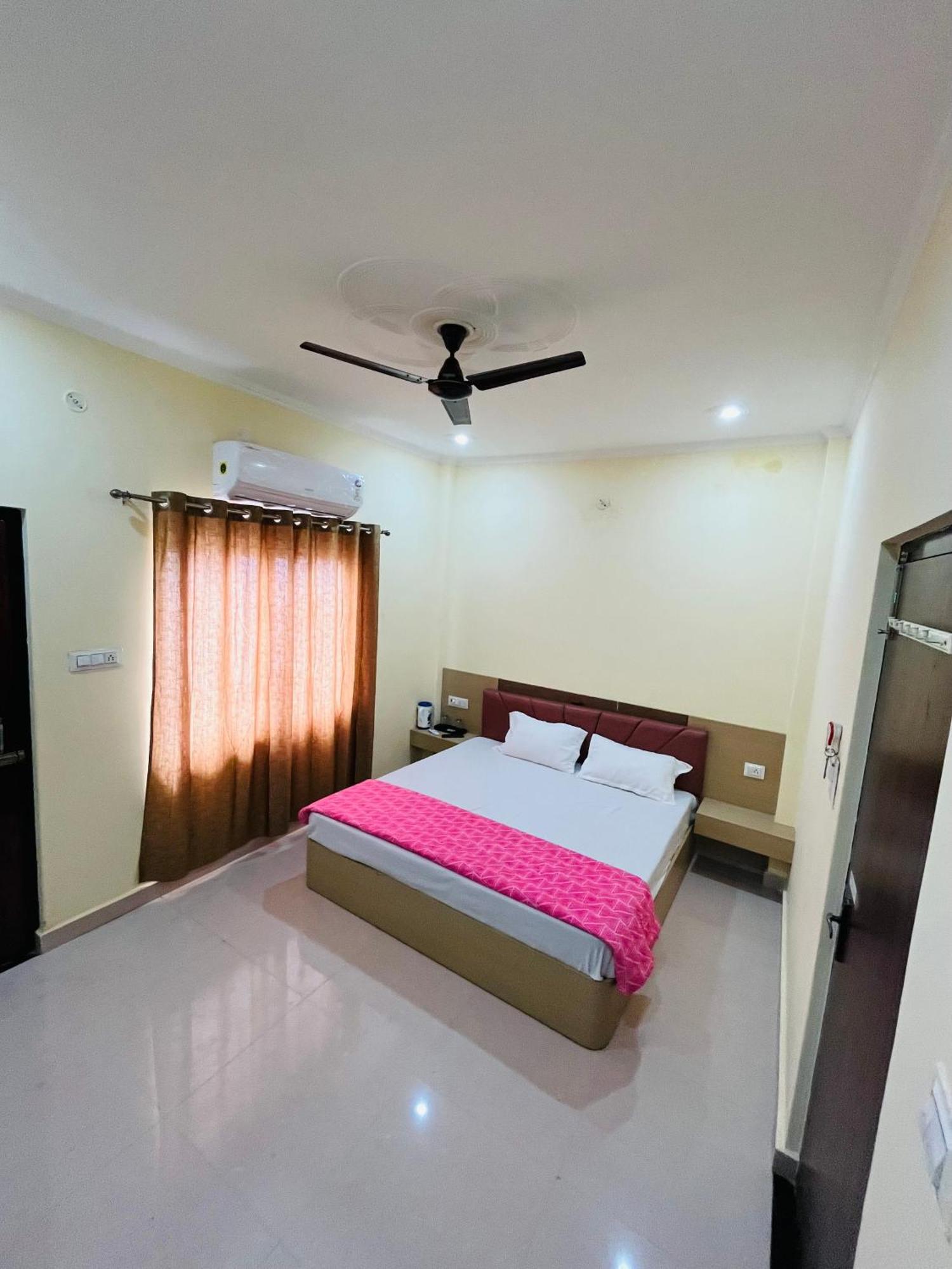 River View Paying Guest House Varanasi Esterno foto