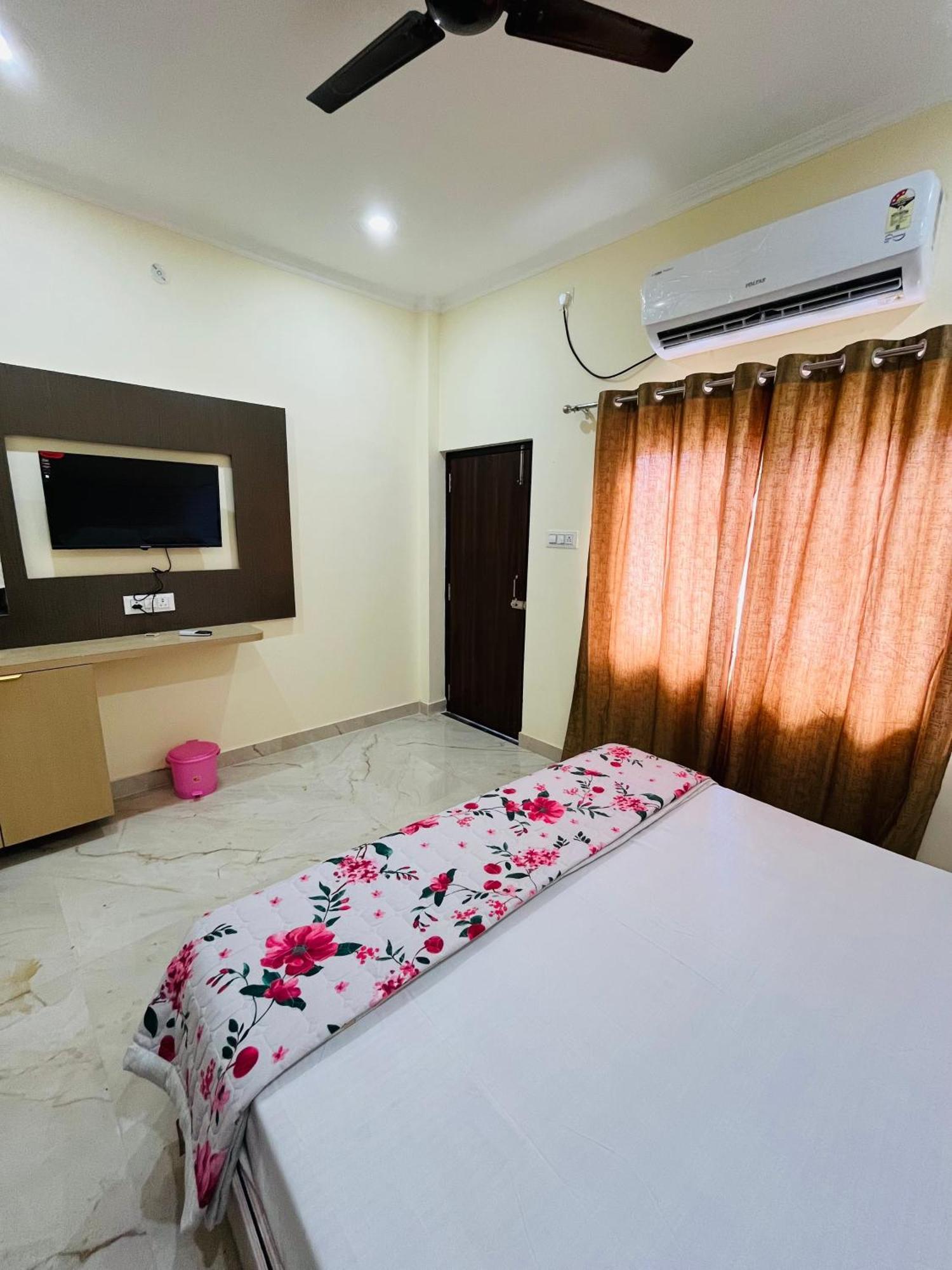 River View Paying Guest House Varanasi Esterno foto